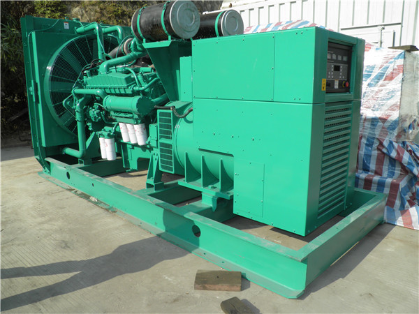 济阳发电车出租-柴油发电机散热器怎样散热