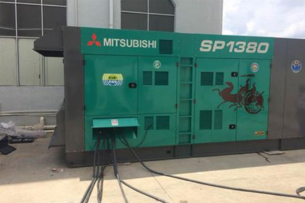 济阳为什么有些柴油发电机组的输出电压可以调节？